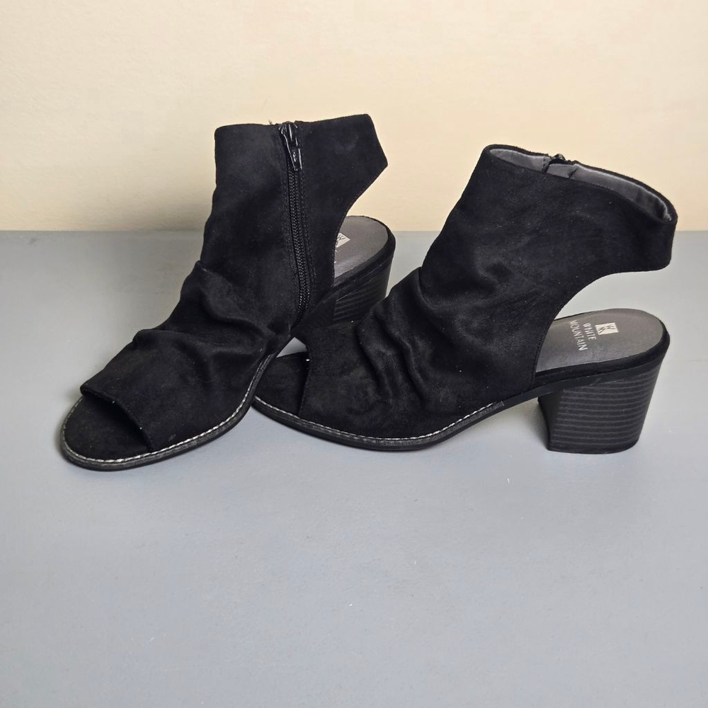 Women's White Mountain Black Suede Peep Toe Ankle Boots Size 7